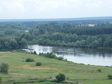 widok z zamkowego wzgórza w Mielniku